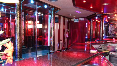 clubs de alterne barcelona|Night Club Extasis